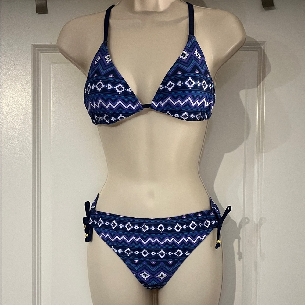 Chic Navy and White Patterned Bikini Set